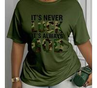 Shein Camiseta casual de mujer de talla grande - "Nunca es suerte, siempre es Dios" Estampado de camuflaje, blanca, de manga corta, cuello redondo, lavable