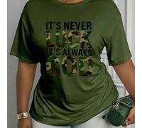 Shein Camiseta casual para mujer - "Nunca es suerte, siempre es Dios" Estampado de camuflaje blanco de manga corta, cuello redondo, lavable a máquina, comod