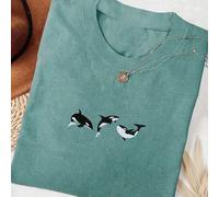 Shein Camiseta cómoda y colorida con bordado de orca en trío, camiseta unisex de orca, camiseta de ballena, camiseta de orca, camiseta de tiburón, regalo de