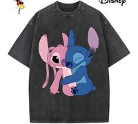 Shein Camiseta de algodón para hombre con licencia Disney para las fiestas familiares de 2026. Con estampado de Stitch, cuello redondo lavado, tacto suave y