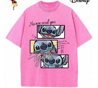 Shein Camiseta de algodón para hombre con licencia Disney para las fiestas familiares de 2026. Con estampado de Stitch, cuello redondo lavado, tacto suave y