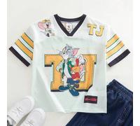 Shein Camiseta de manga corta con cuello en V y gráfico de letra de dibujos animados en contraste para niño preadolescente, casual y de uso diario, estilo c