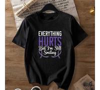 Shein Camiseta de mujer de cuello redondo informal de talla grande con el texto "Todo duele pero sigo sonriendo", top de moda casual de primavera y verano,