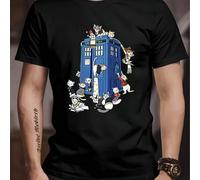 Shein Camiseta gráfica de Doctor Who Cats Tardis, cuello redondo para hombre, 220 g/m², verano, puro algodón, manga corta (1 pieza)
