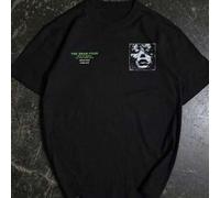 Shein Camiseta holgada para hombre con estampado doble cara, estampado gráfico de números y rostros "The Drab Four", estética gótica de metal de los 90 de B