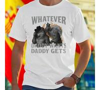 Shein Camiseta Hombre WHATEVER DADDY WANTS DADDY GETS Moda Juvenil Estilo Casual Regalo Original para Papá Ropa Cómoda Oferta Especial Juveniles