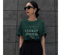 Shein Camiseta oversize con gráfico de eslogan, de hombros caídos, con mensaje "Keep Smiling ENERGy ATTITUi See The Good Time For You"