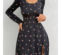 Shein Camisón de dormir con estampado floral y bajo dividido, esplendor floral abundante perfecto para el verano, detalles acogedores y elegantes para otoño