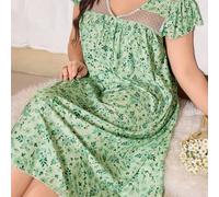 Shein Camisón de noche romántico con parches de encaje y estampado floral delicado en talla grande, perfecto para vacaciones