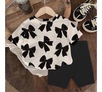 Shein Conjunto de 2 piezas para bebé niña con camiseta de manga corta con cuello redondo y estampado de lazos, y pantalón corto de punto - Conjunto adorable