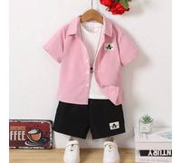 Shein Conjunto de camisa de manga corta informal con parche para niño joven y shorts rectos