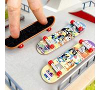 Shein Conjunto de Fingerboard de Bluey - Mini Cubierta de doble patada impresa con diseños de Bluey y Bingo, juguete de escritorio ideal para principiantes
