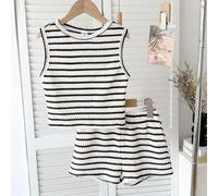 Shein Conjunto informal de niña preadolescente, con top de tirantes de cuello redondo holgado y cómodo a rayas y shorts