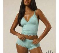 Shein Conjunto multipack de top camisola con busto triangular, ribete de encaje y tirantes ajustables, y bóxer ajustado tipo boyshort, ropa interior cómoda