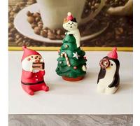 Shein Decoración navideña, regalo lindo de adorno de escritorio de Papá Noel gato, regalo de Año Nuevo, decoración de árbol de Navidad de gato trepador, dec