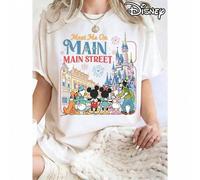 Shein Esta camiseta de verano de algodón con licencia de Disney presenta estampados de personajes de Disney en la parte delantera, con temas relacionados co