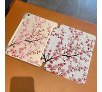 Shein Esta funda protectora de tableta presenta una carcasa dura transparente con una tapa frontal plegable magnética, lo que la hace ligera y portátil al t