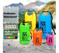 Shein Esta nueva bolsa impermeable para mujeres se combina perfectamente con una funda impermeable para teléfono, lo que le permite usar su teléfono incluso