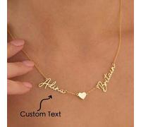 Shein Este collar de acero inoxidable personalizado con tema de amor cálido, que presenta dos nombres en inglés y un colgante en forma de corazón, simboliza