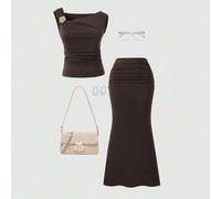 Shein Este conjunto es una herramienta poderosa para crear una atmósfera. El esquema de color marrón oscuro tiene un atractivo llamativo, el diseño de un so