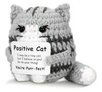 Shein Este diseño encantador de gato es un gato gris de ganchillo inspirador que no solo es un juguete, sino también una pieza decorativa. Puedes colgarlo e