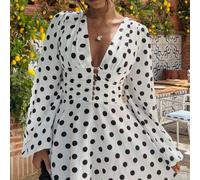 Shein Este elegante vestido corto de manga farol con escote en V y lunares de esta joven dama es una opción ideal para citas, fiestas de cumpleaños y atuend