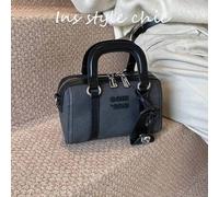 Shein Este es un elegante bolso de mujer con una correa de hombro independiente. Este es un bolso de mujer y bolso cruzado de hombro con una textura de alta