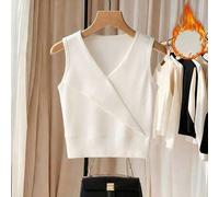 Shein Este sofisticado top de punto de escote en V presenta un diseño estilizante y asimétrico que le da un toque sutil de estilo. Es perfecto para la prima