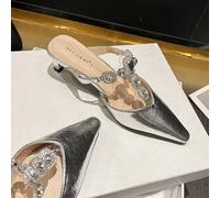 Shein Impresionantes mocasines plateados estilo celebridad, sandalias con tira en T de diamantes de imitación con puntera y tapa huecas, elegantes mules de