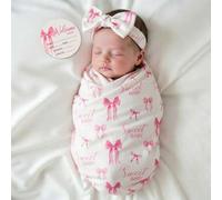 Shein Juego de 3 piezas con envoltura de bebé recién nacido con estampado de lazo, diadema, tarjetas de anuncio de nacimiento con nombre "Hola Mundo" y acce