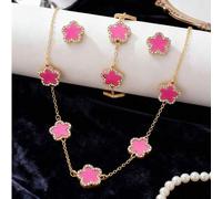 Shein Juego de joyería de 4 piezas con estilo Ins, con trébol incrustado, conchas de colores y cristales de rinoceronte con tono dorado (collar + pulsera +