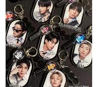 Shein Llavero de acrílico con colgante estilo K-Pop de RM, JIN, J-HOPE, JIMIN, V, JUNG/KOOK, ARMY, Arirang, decoración personalizada para coche/tarjeta/bols