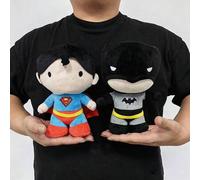 Shein Muñeco de Peluche Clásico de Héroe de 20cm Batman de Película Muñeco de Superhéroe Muñeco Relleno Suave Regalo de Navidad y Halloween para Niños