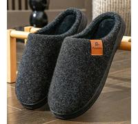 Shein Nuevas pantuflas para hombres, suela gruesa, ligeras y cálidas, una opción cómoda para las noches de invierno