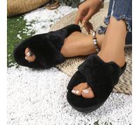 Shein Pantuflas esponjosas de moda para adolescentes, para uso en el hogar