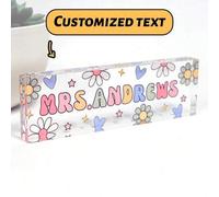 Shein Placa de Bloque Acrílico con Nombre Personalizado - Placa de Nombre Vintage con Margarita Personalizada, Letrero de Escritorio de Aula en Tonos Pastel