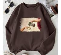 Shein Recreación de "La Creación de Adán", estampado de Dios sirviendo café para Adán. Sudadera cómoda de algodón para niña con hombros caídos, curvas, over