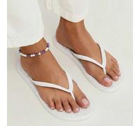 Shein Sandalias planas con estampado de estrella para mujer para usar en la playa o al aire libre