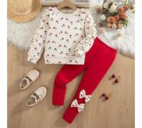 Shein Set de 2 piezas con blusa de manga raglán con estampado de cerezas y leggings para niñas jóvenes, con volantes en el bajo y estampado de corazones, co