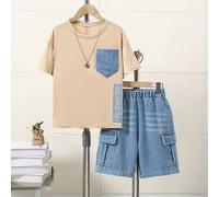 Shein Set de 2 piezas con camiseta de manga corta con bolsillo y estampado y pantalones cortos cargo de estilo casual y urbano para niños mayores, para prim