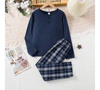 Shein Set de 2 piezas de ropa de estar en casa para niño preadolescente: Top de manga larga gris sólido minimalista y pantalones casuales a cuadros clásicos