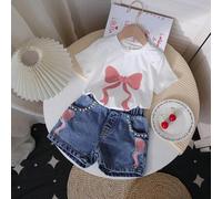 Shein Set de 2 piezas outfit de niña compuesto por blusa de manga corta con estampado de moños + shorts con bordado de mariposa para el verano