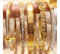Shein Set de 5 piezas de pulseras de acero inoxidable chapadas en oro de 18K para mujeres, grabadas con números romanos y letras griegas, con circonita cúbi