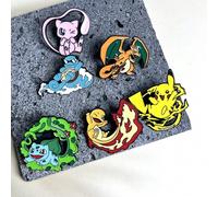 Shein Set de insignias de anime - Broches de metal esmaltado de Pokémon, se pueden usar como accesorios de ropa y mochila - Squirtle, Pikachu, regalo creati