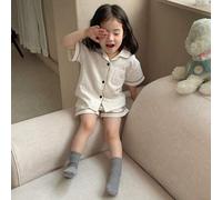 Shein Set de pijama de 2 piezas para niñas bebé con camisa de manga corta de cuello polo con bloques de color y rayas y pantalones cortos para verano