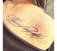 Shein Tatuaje temporal lavable, impermeable, a prueba de sudor y sin reflejo, 1 pieza de tatuaje temporal artístico floral negro inglés "Amo mi vida" románt