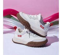 Shein Un par de zapatos deportivos infantiles oficiales de Disney Mickey Mouse, adecuados para actividades deportivas diarias, vacaciones y uso al aire libr