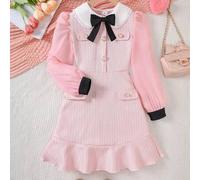 Shein Vestido a cuadros dulce para niñas, con cuello Peter Pan en contraste que llama mucho la atención, decoración con lazo negro que le da sofisticación,