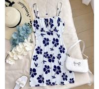 Shein Vestido cami adorable con estampado floral azul sobre blanco, vestido ceñido para vacaciones/días festivos de adolescentes