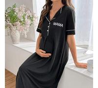 Shein Vestido/camisón de maternidad largo de manga corta con botón a presión, bolsillo delantero, estampado de letra "MAMÁ" en tela cómoda de unicolor